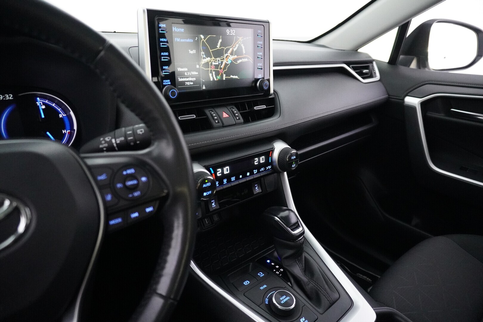 TOYOTA RAV4 2020