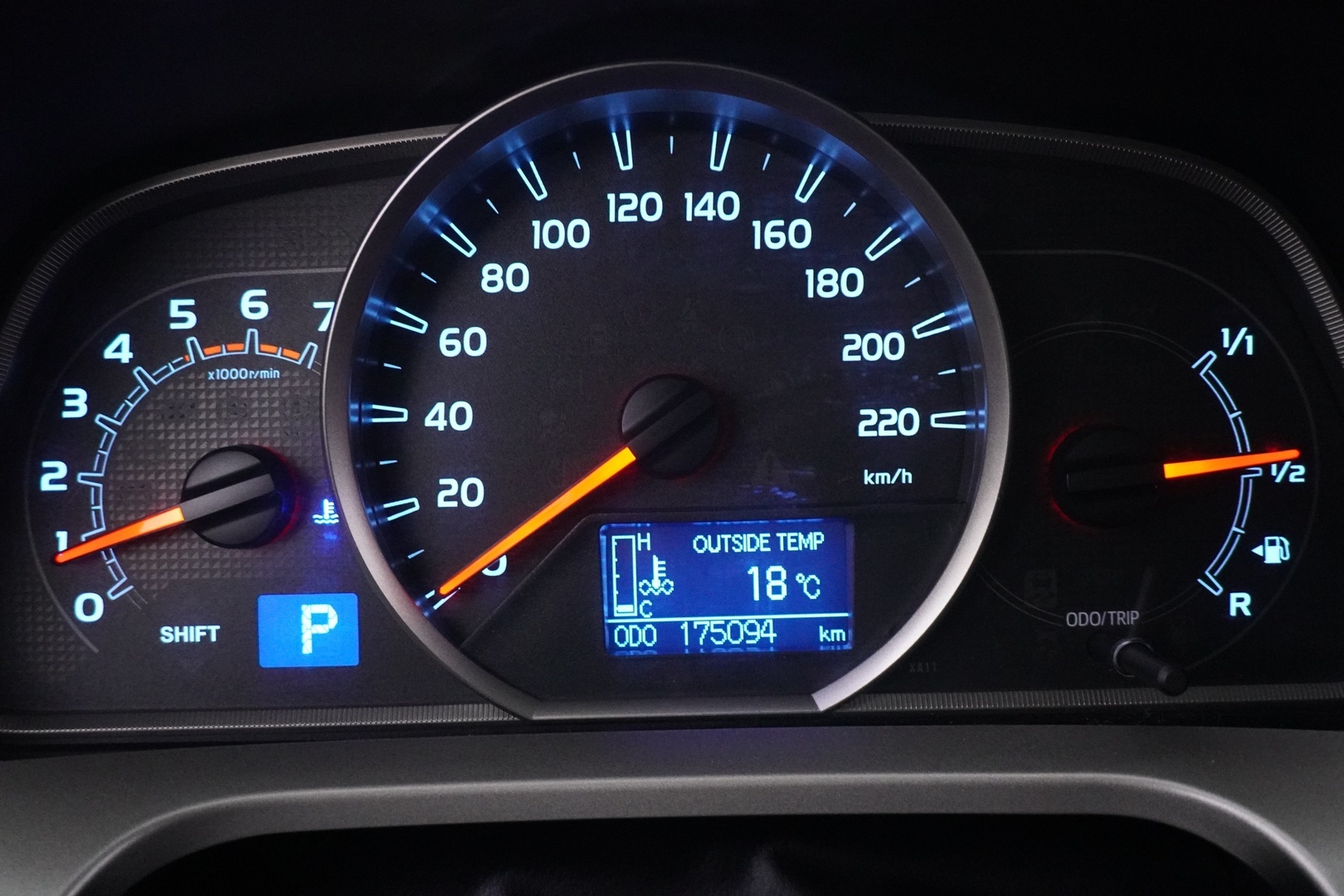 TOYOTA RAV4 2013
