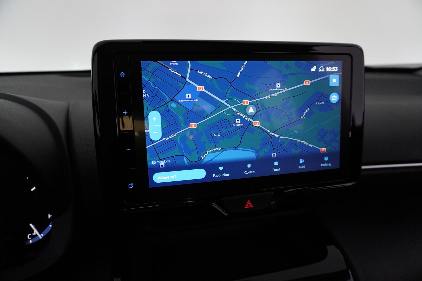 TOYOTA Yaris Cross 2024