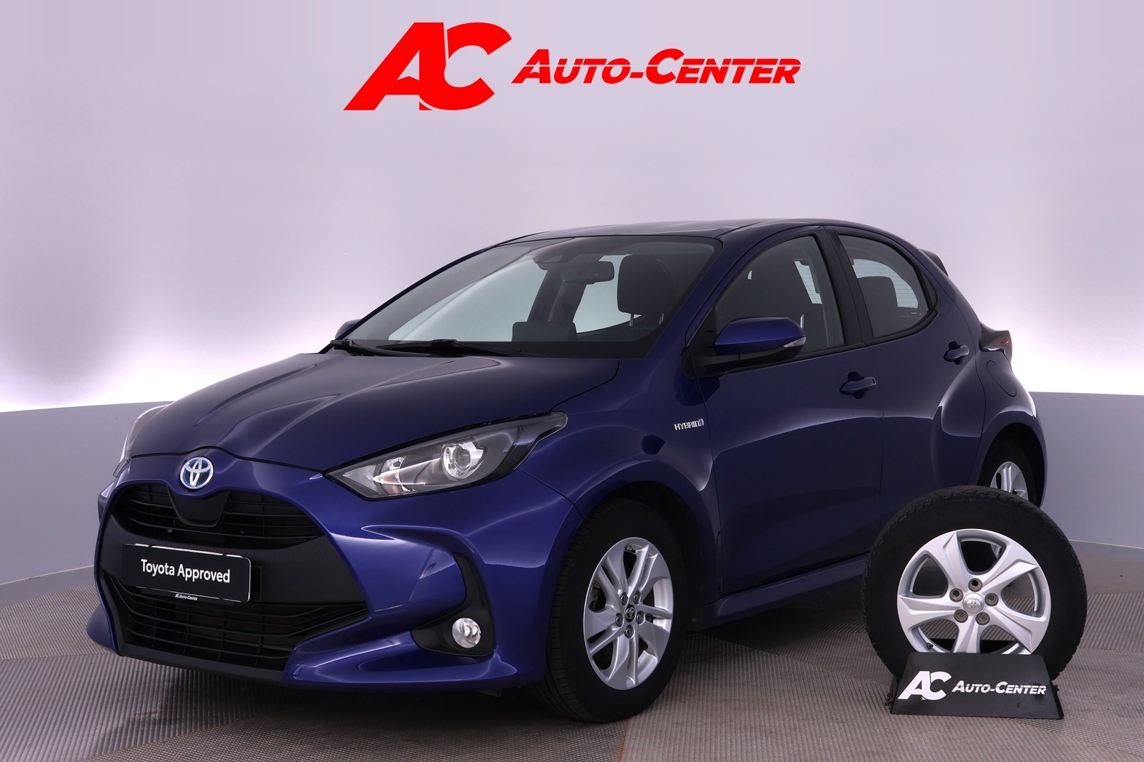 TOYOTA Yaris 2021
