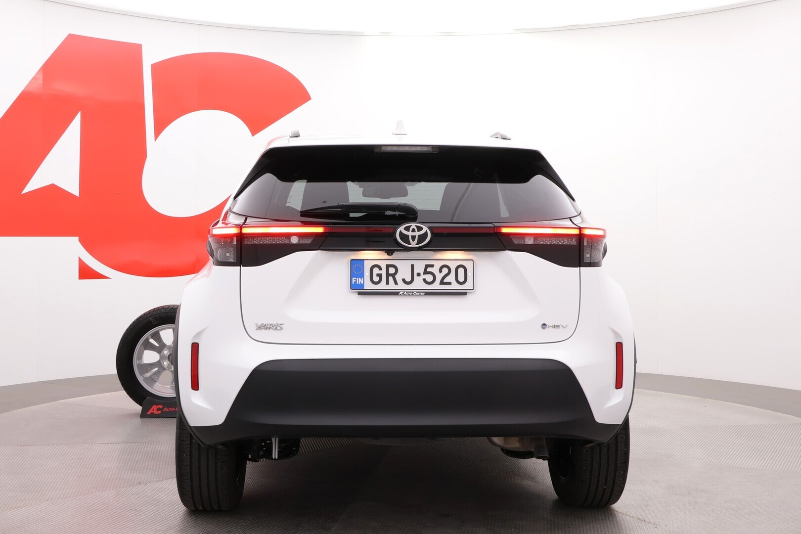 TOYOTA Yaris Cross 2025