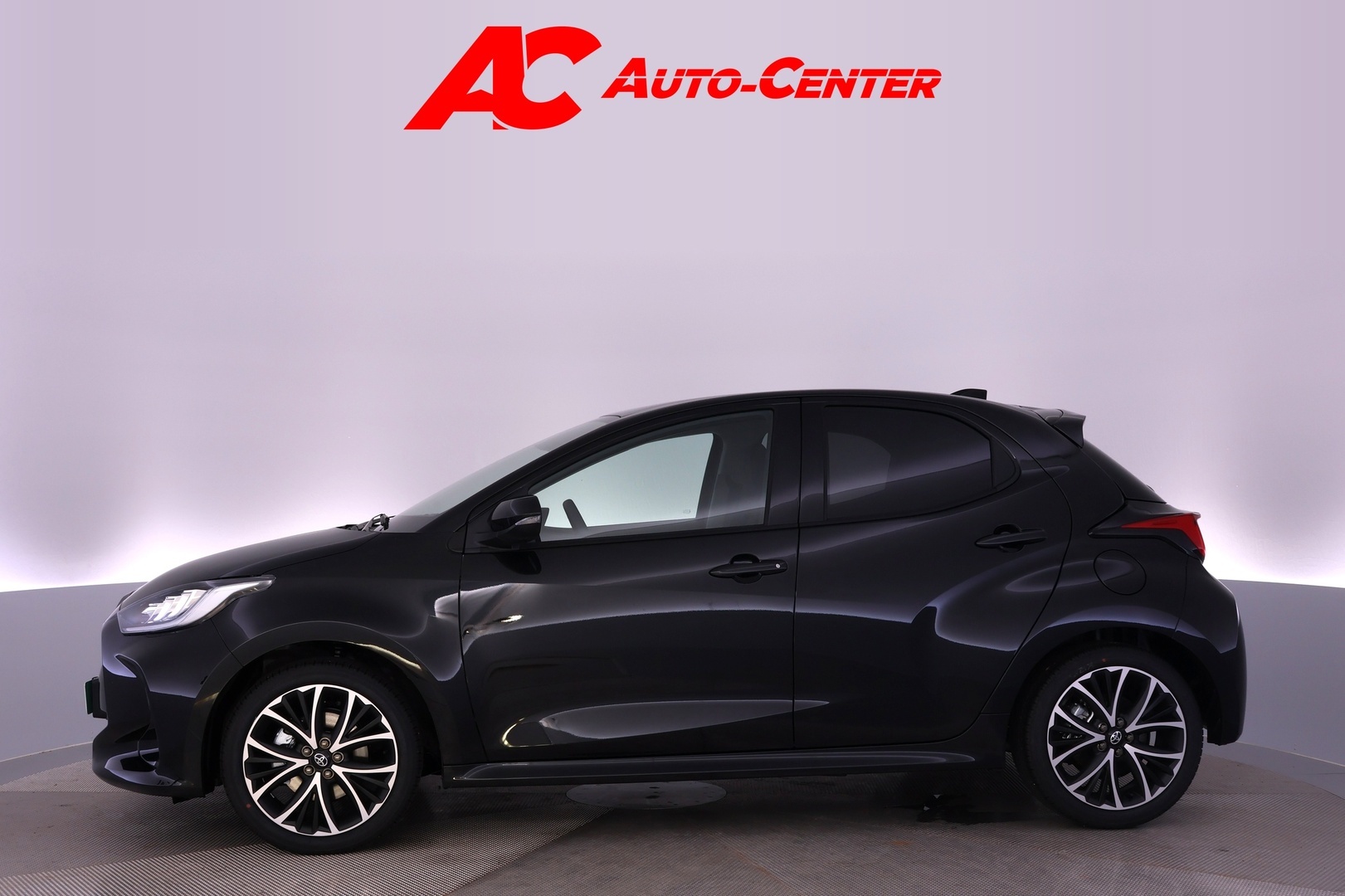TOYOTA Yaris 2026