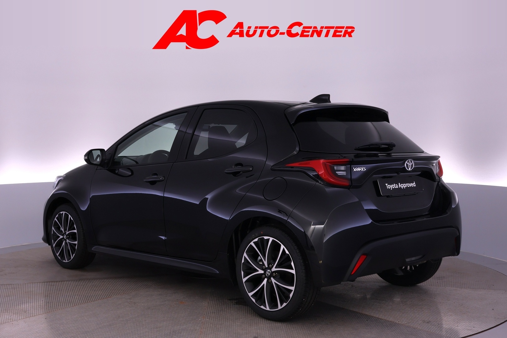 TOYOTA Yaris 2026