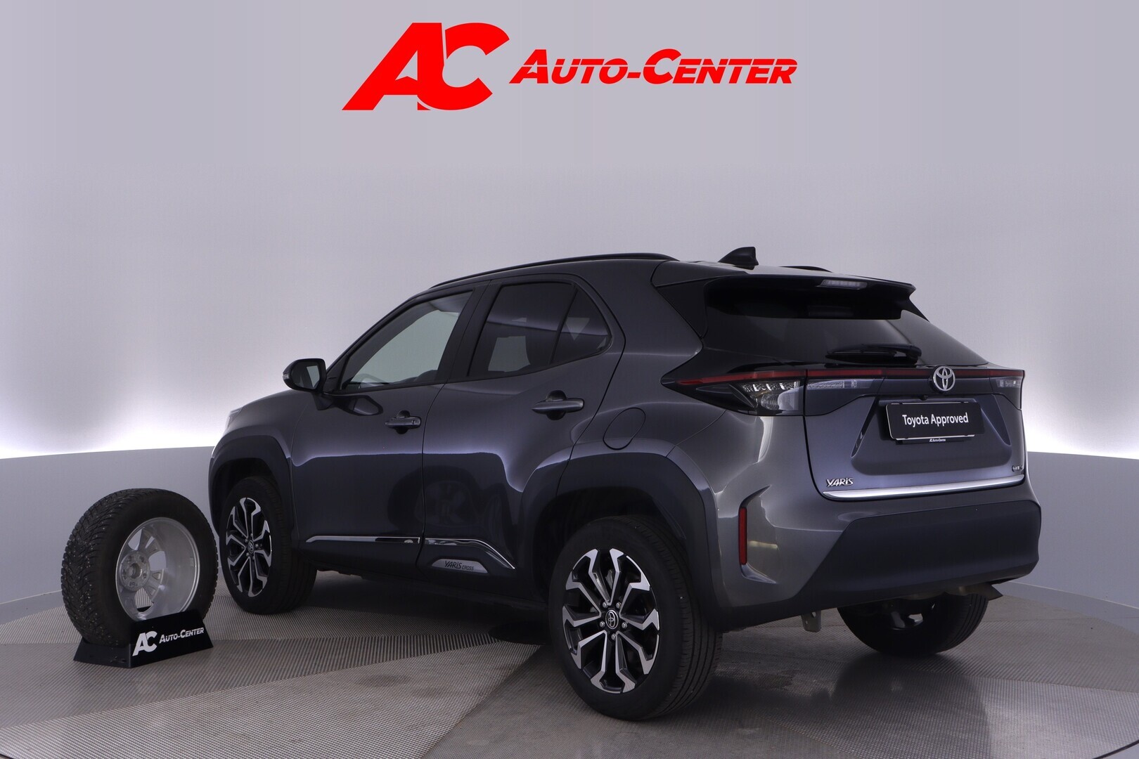 TOYOTA Yaris Cross 2025
