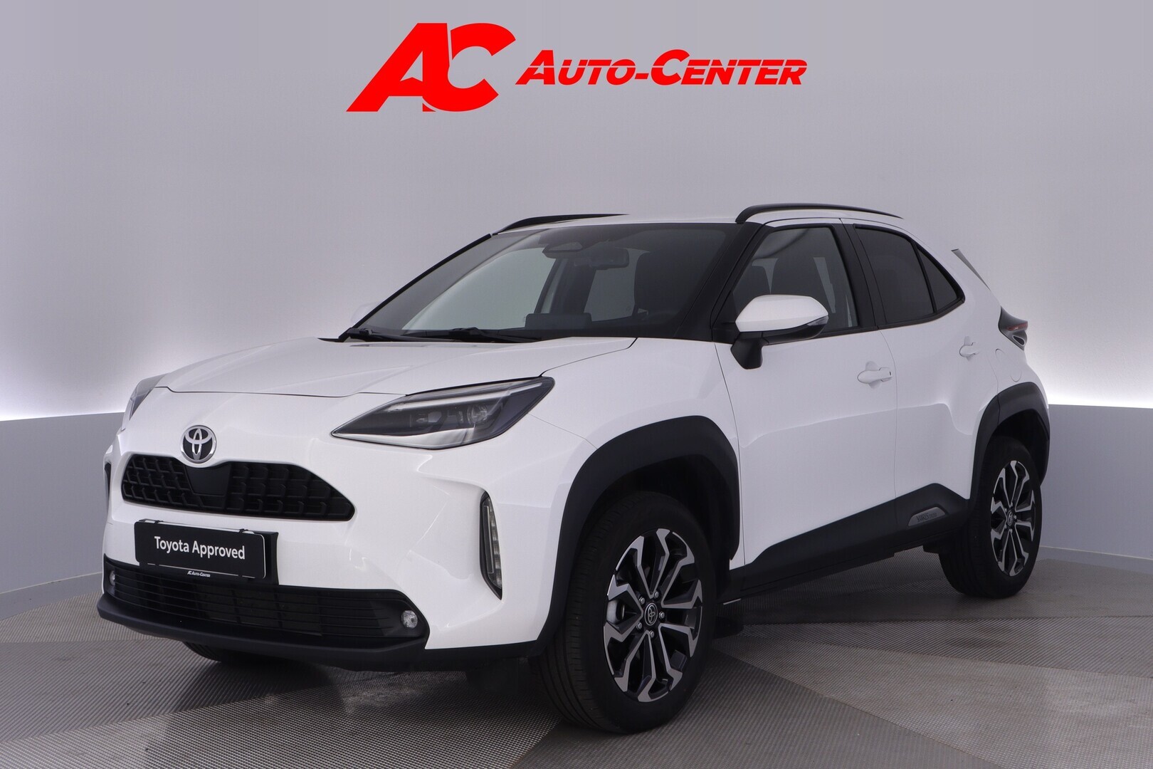 TOYOTA Yaris Cross 2025