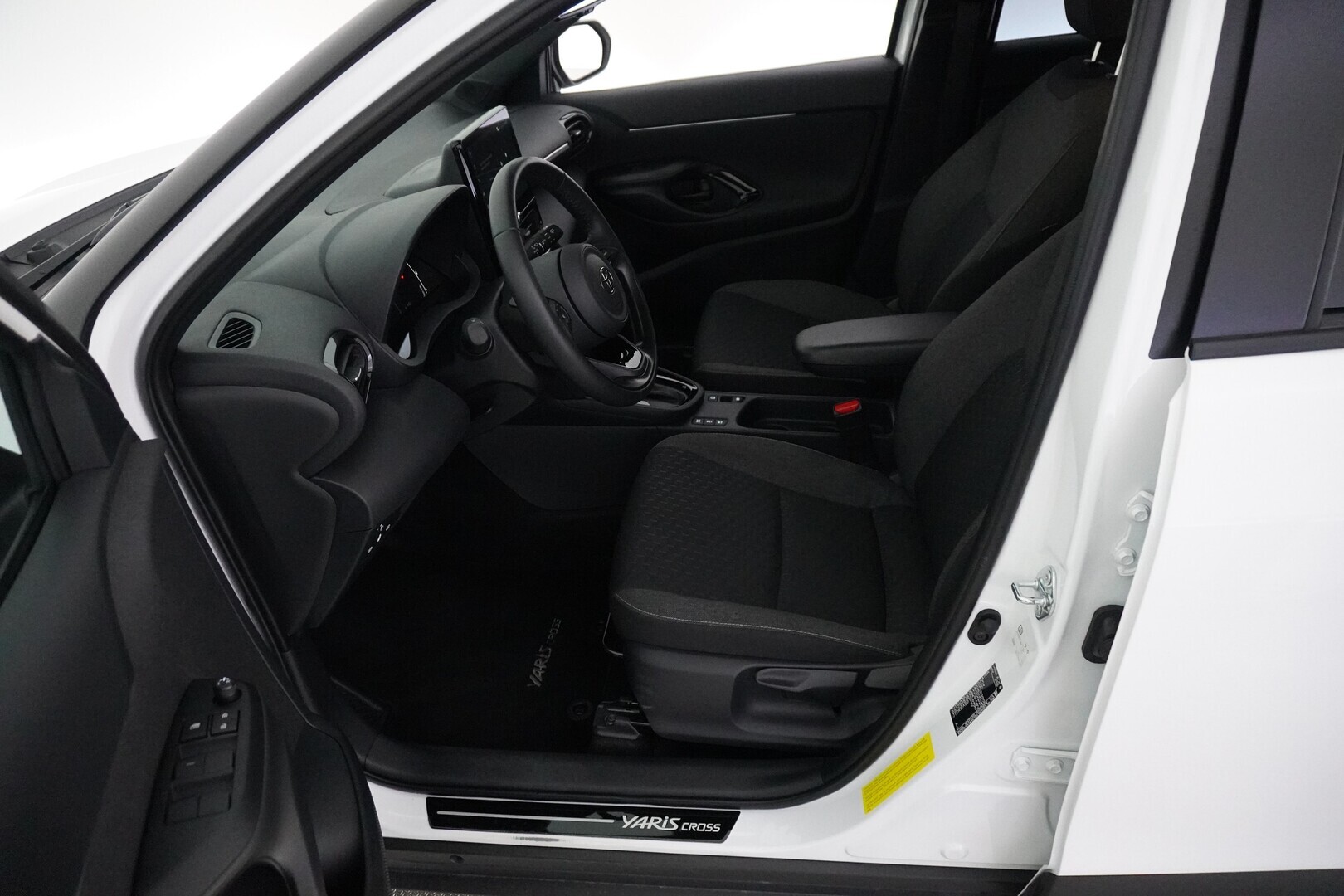 TOYOTA Yaris Cross 2025