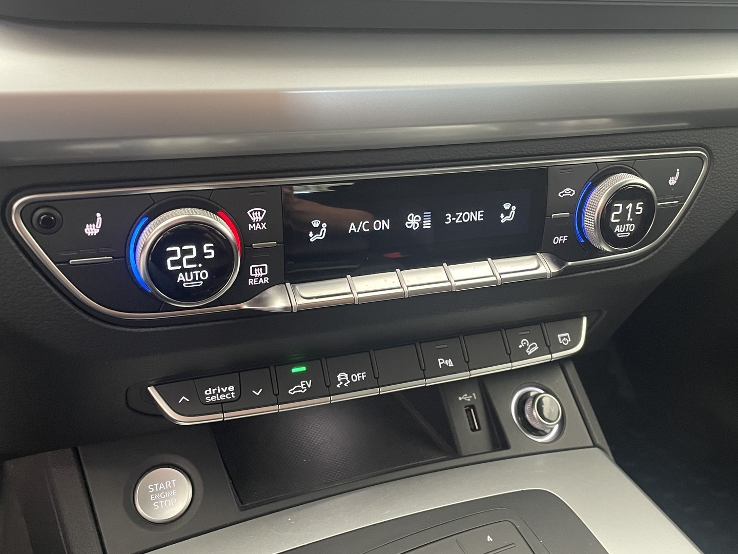 AUDI Q5 2020