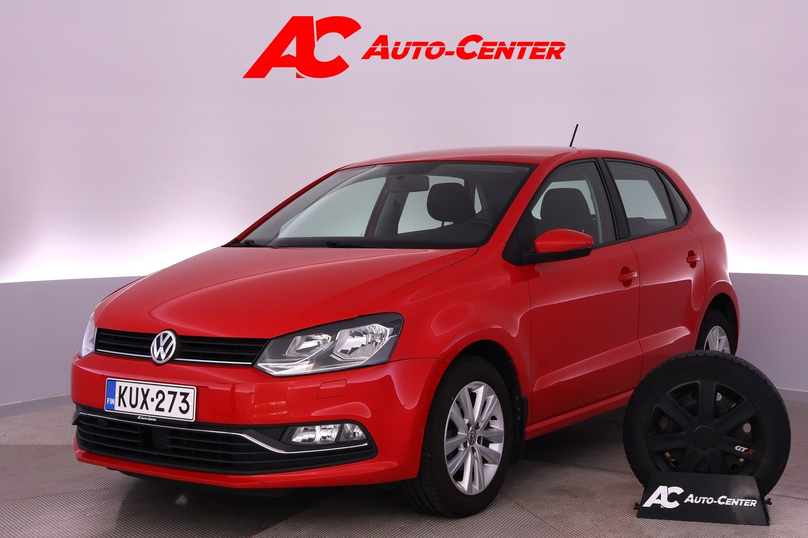 VOLKSWAGEN Polo 2015