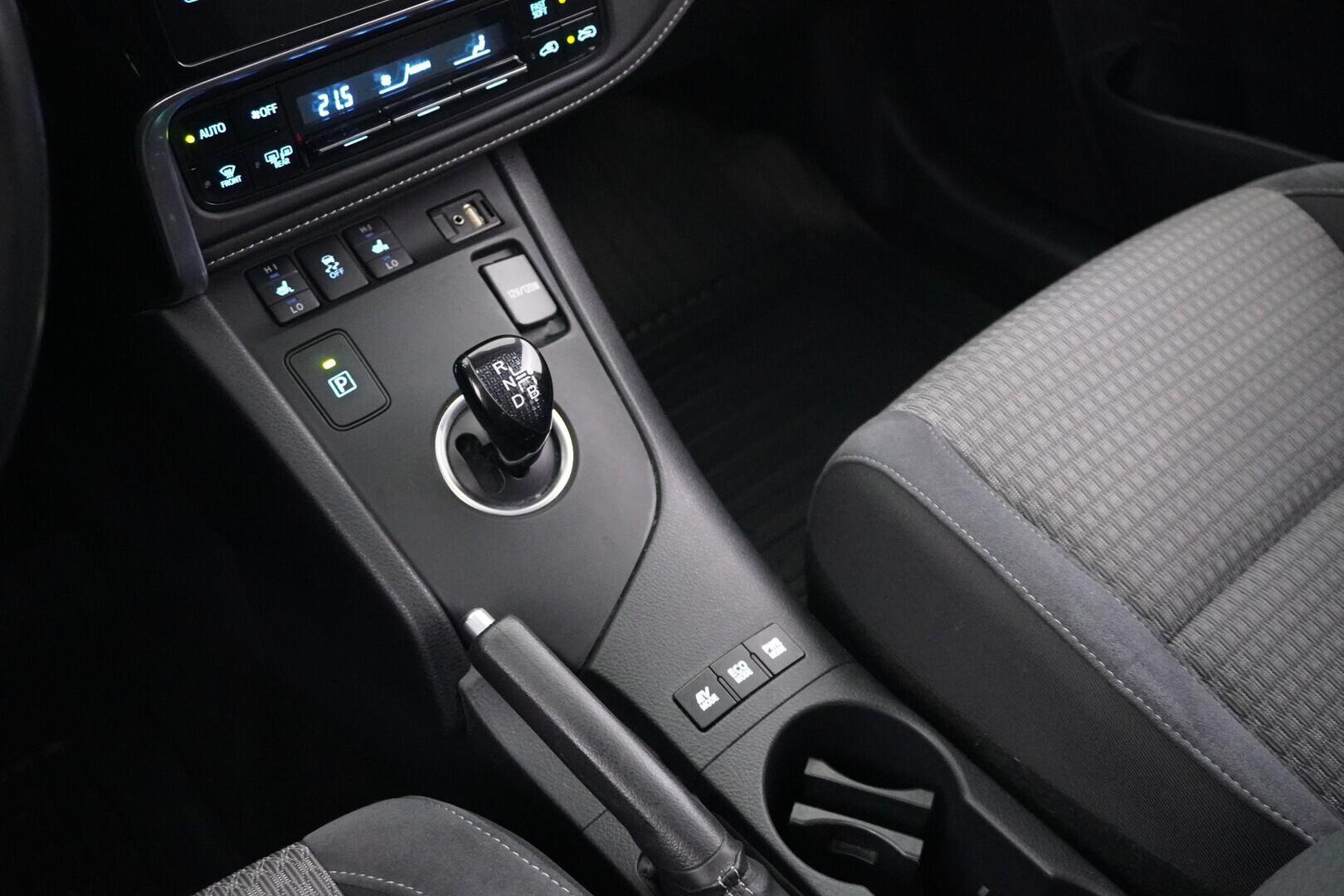TOYOTA Auris 2018