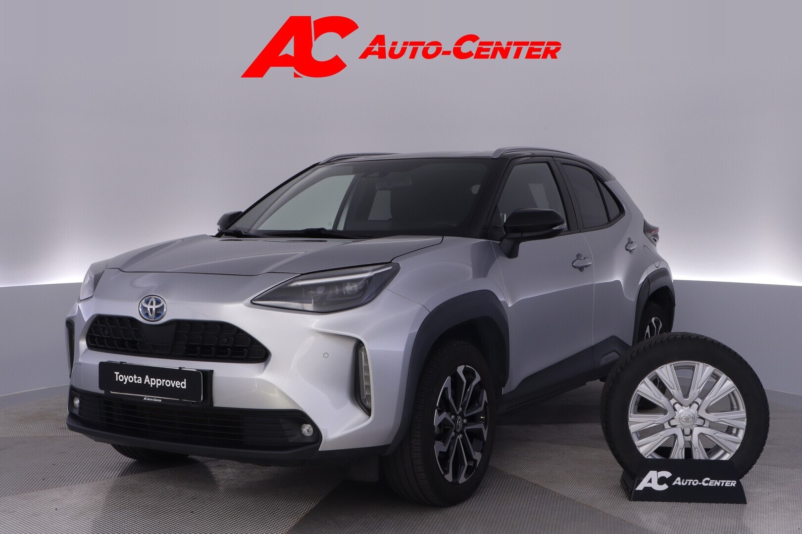 TOYOTA Yaris Cross 2022