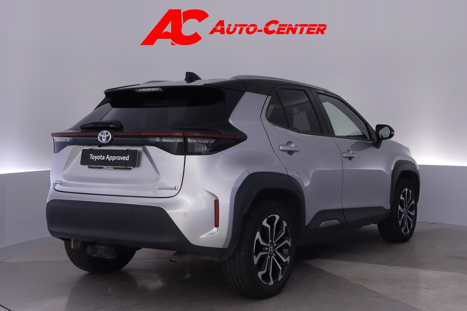 TOYOTA Yaris Cross 2022