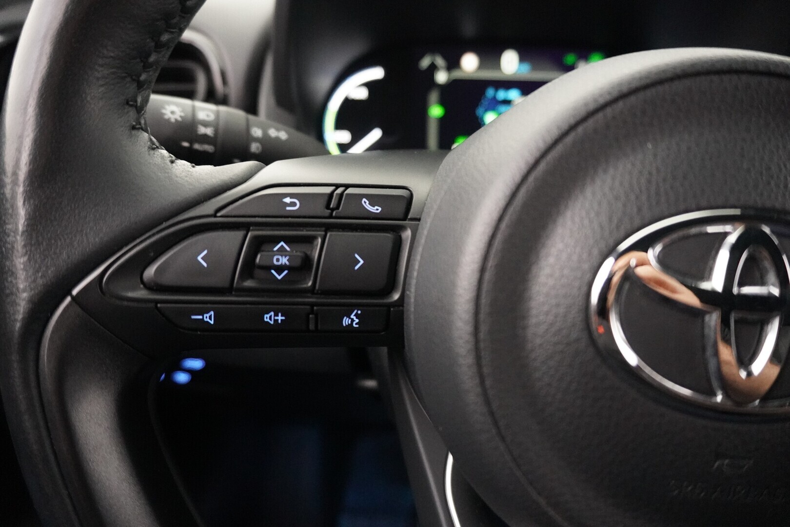 TOYOTA Yaris Cross 2022