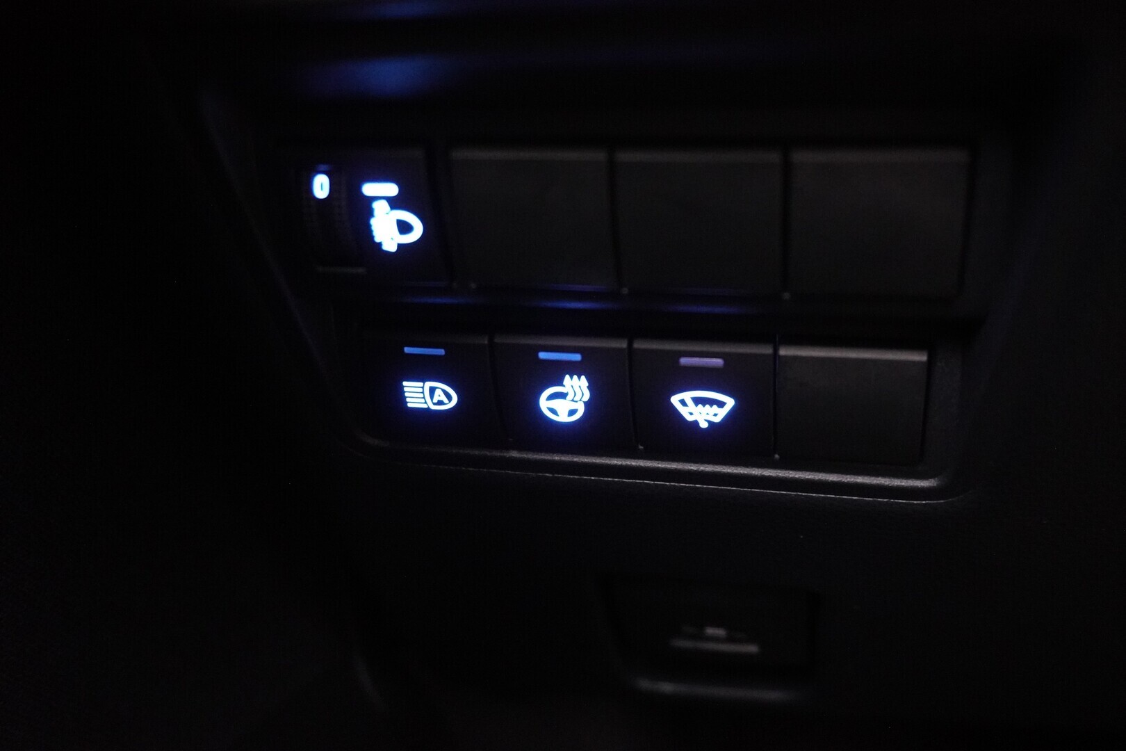 TOYOTA Yaris Cross 2023