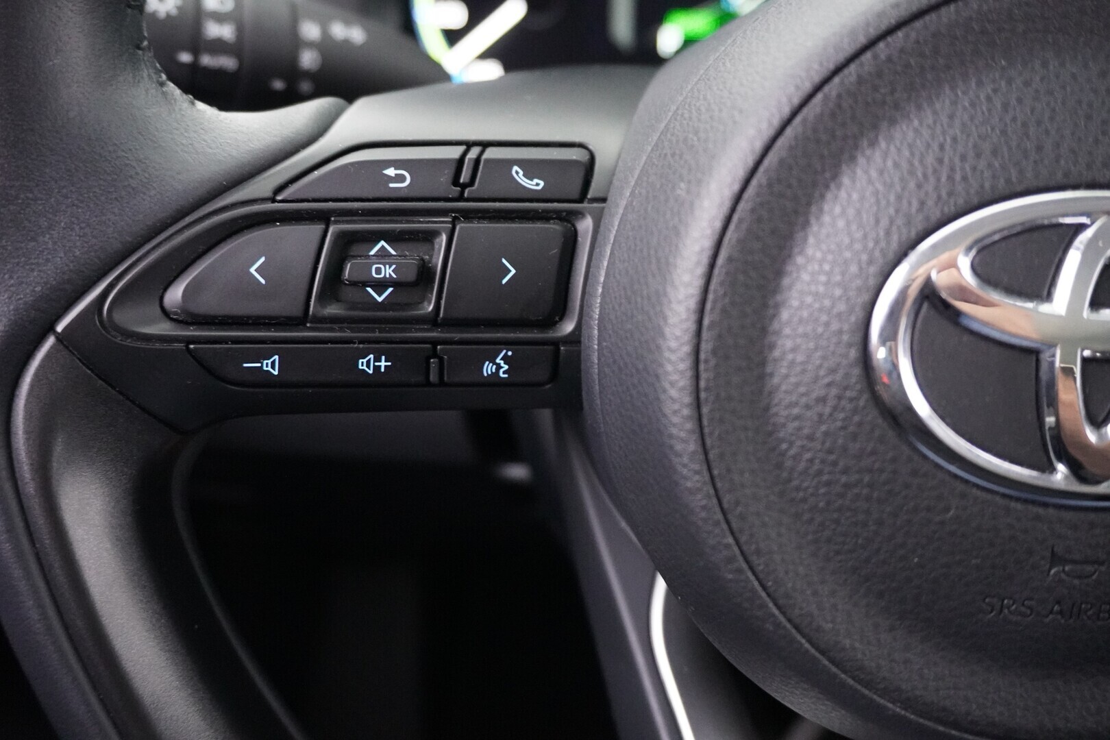 TOYOTA Yaris Cross 2023