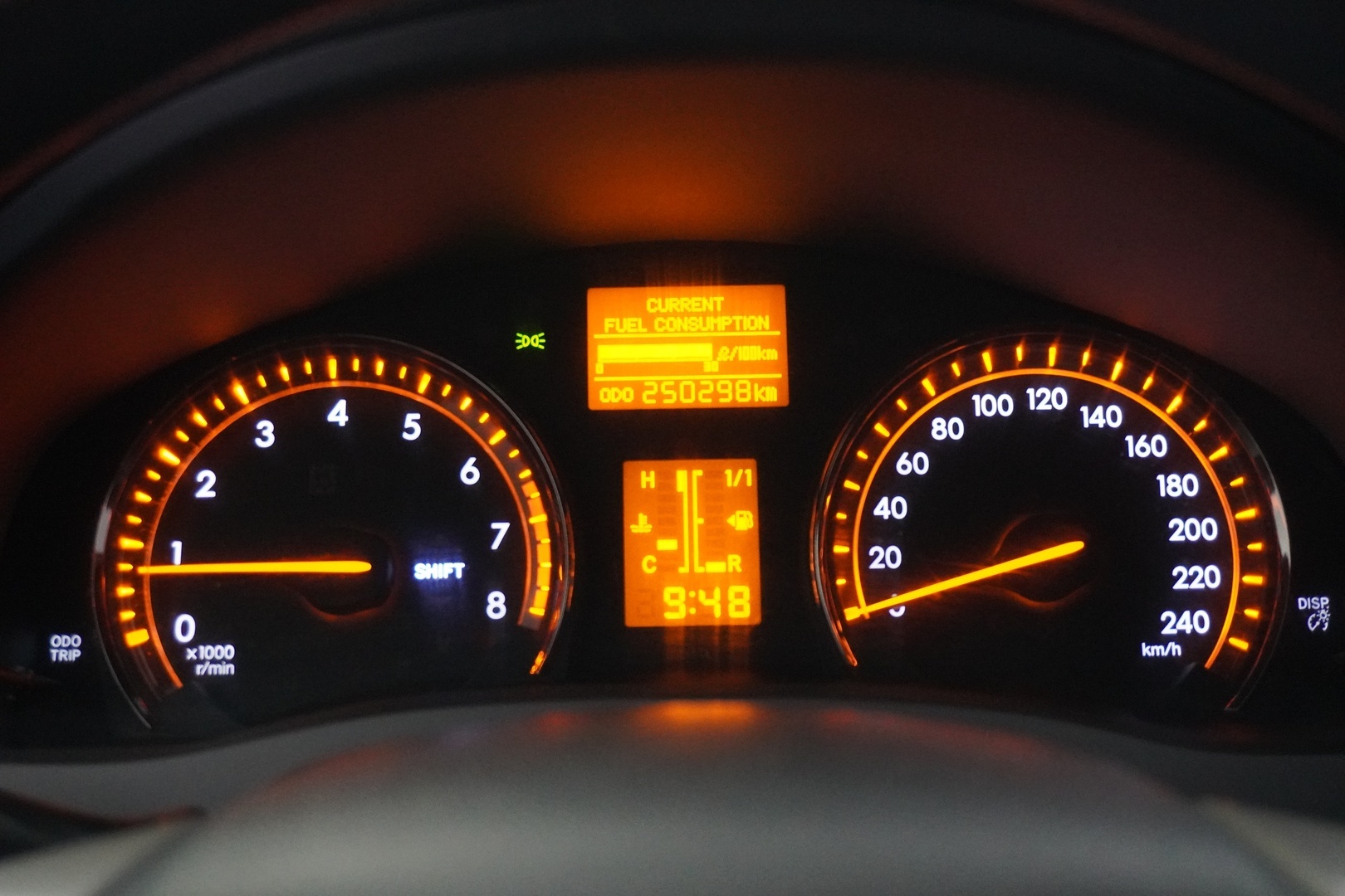 TOYOTA Avensis 2011
