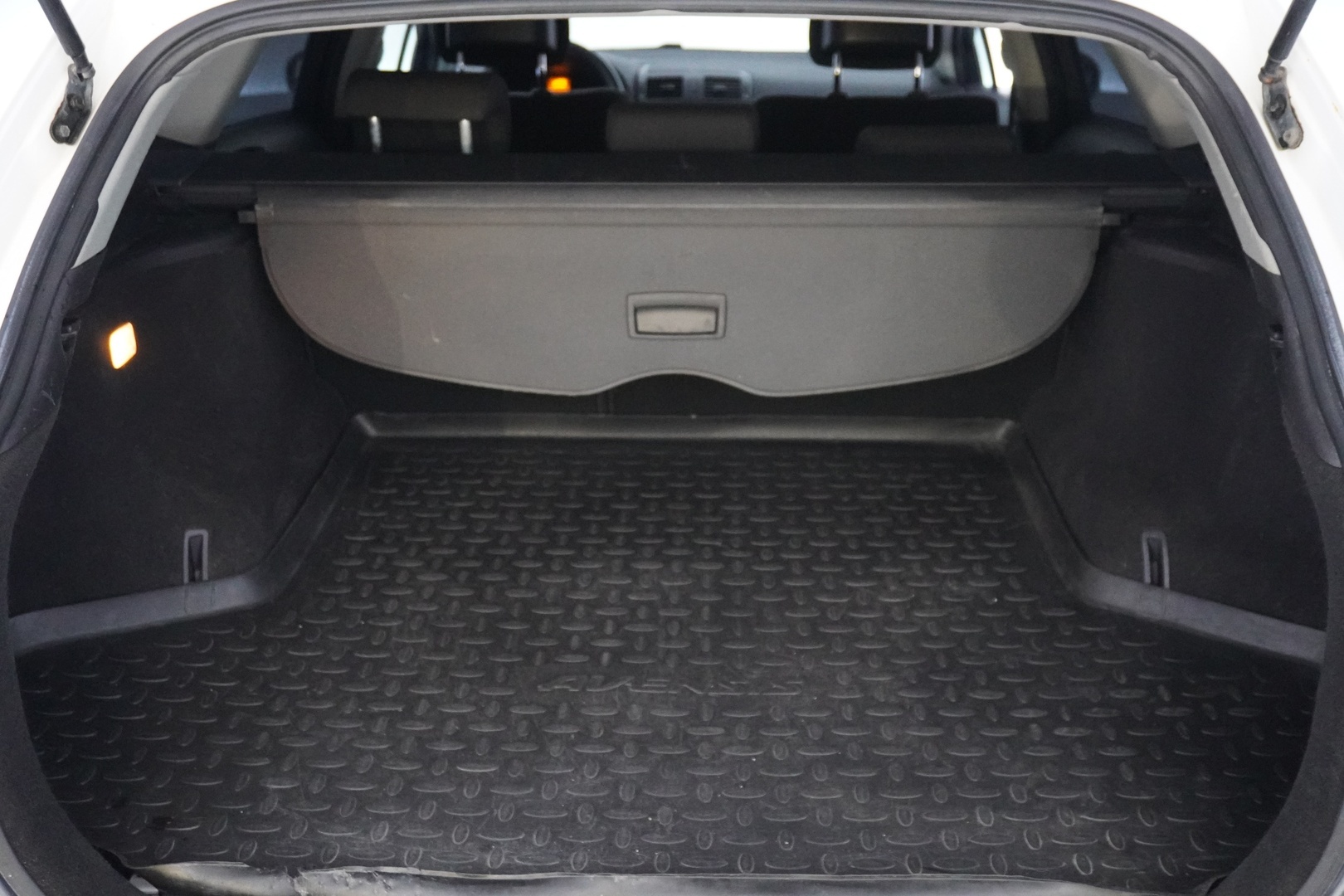 TOYOTA Avensis 2011