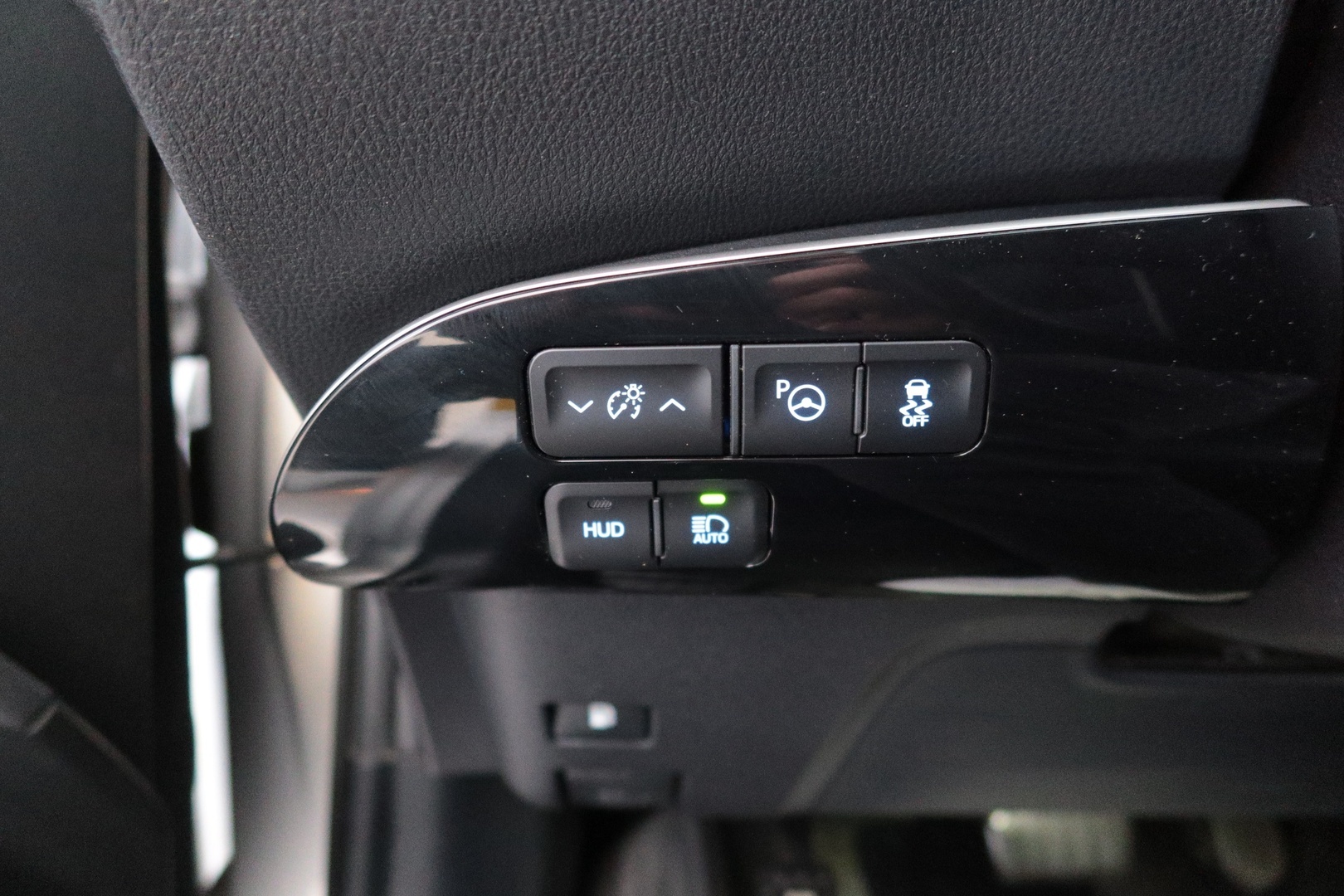 TOYOTA Prius 2017