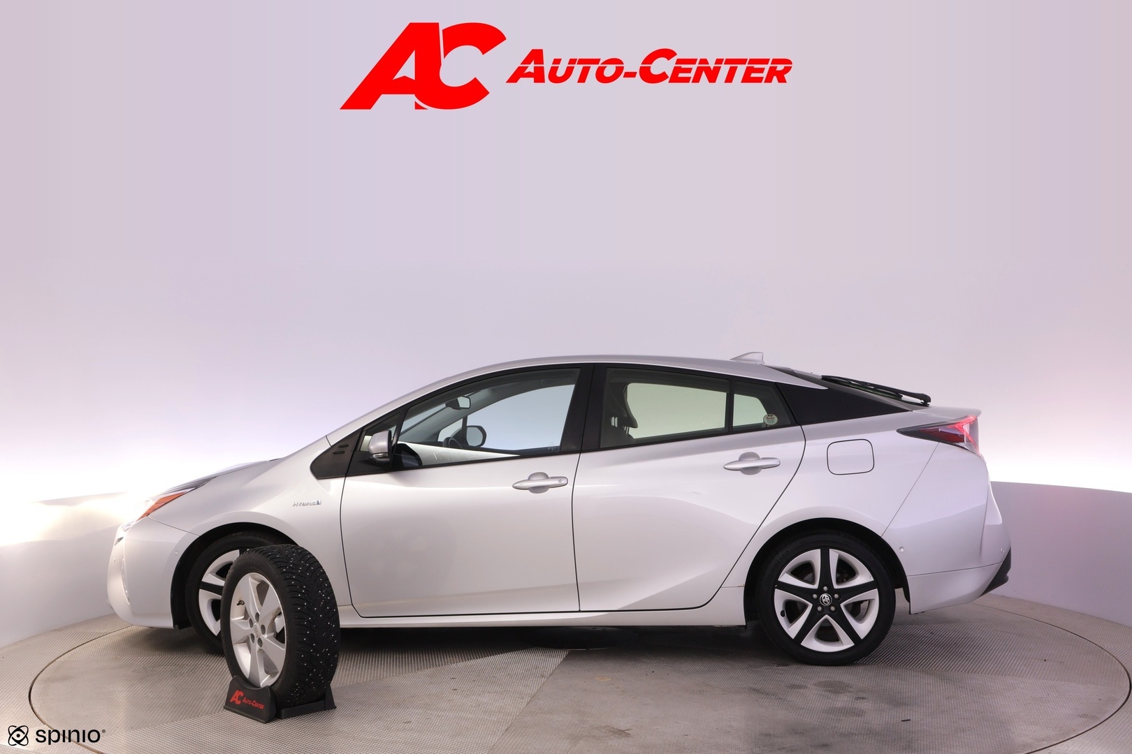 TOYOTA Prius 2017