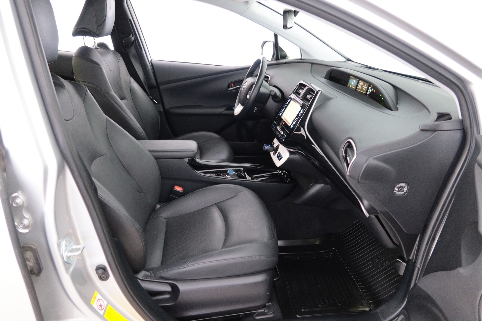TOYOTA Prius 2017