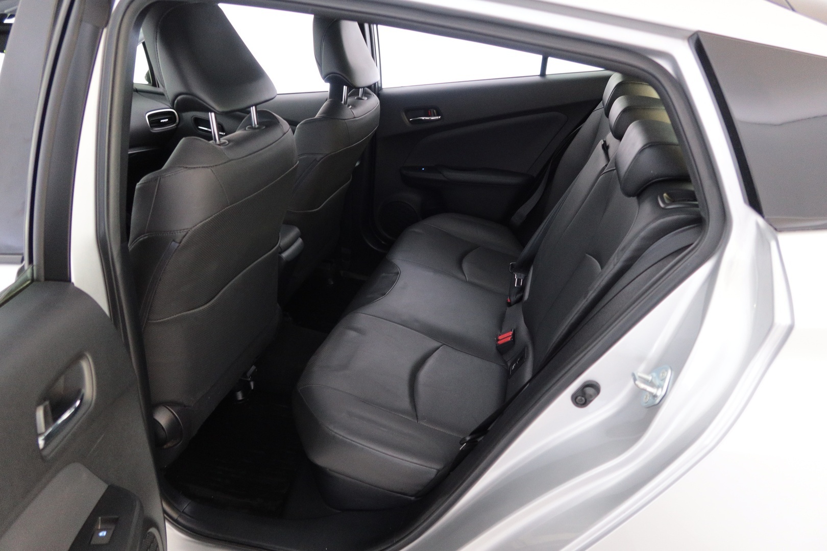 TOYOTA Prius 2017