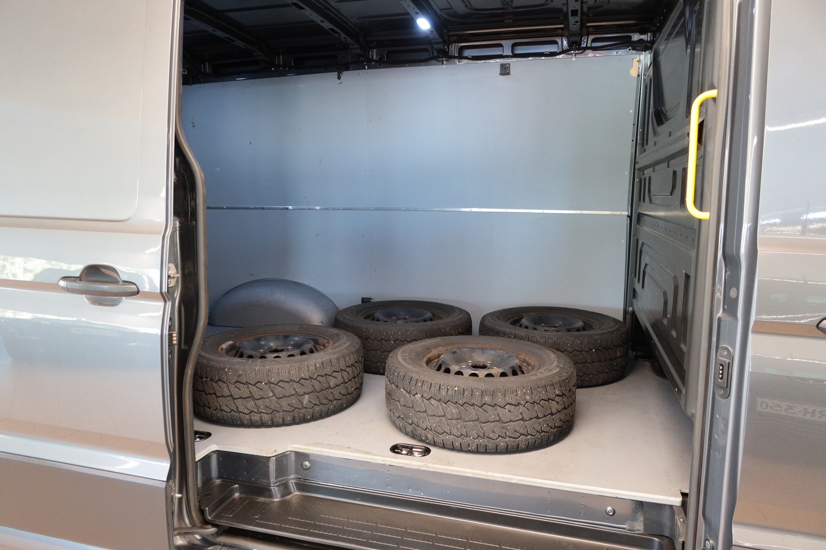 VOLKSWAGEN Crafter 2020
