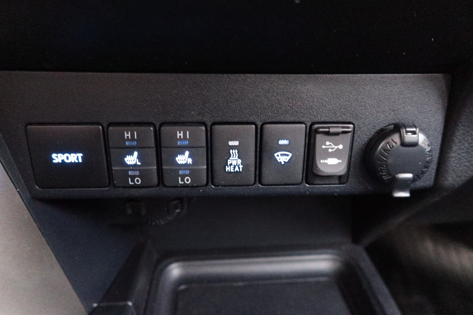 TOYOTA RAV4 2013