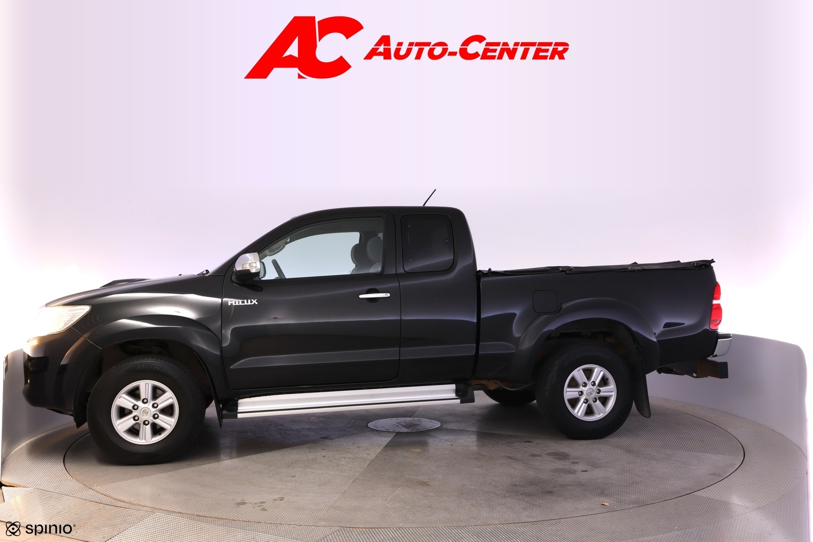 TOYOTA Hilux 2011