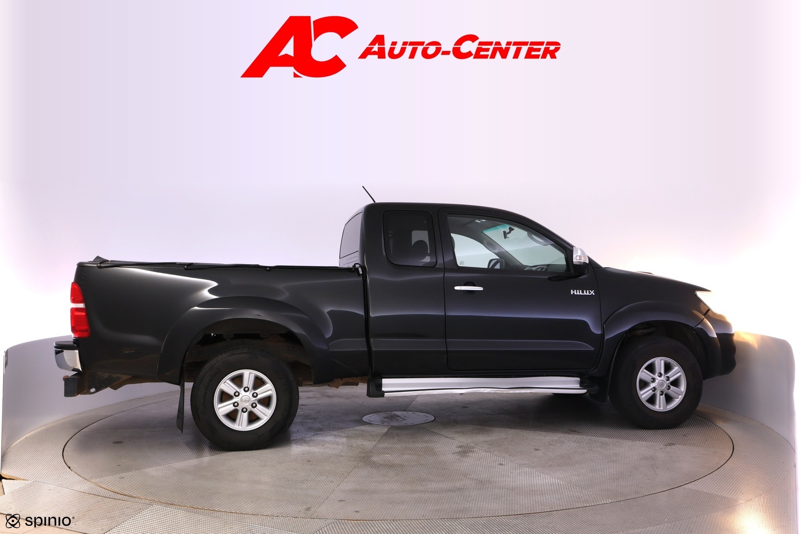 TOYOTA Hilux 2011