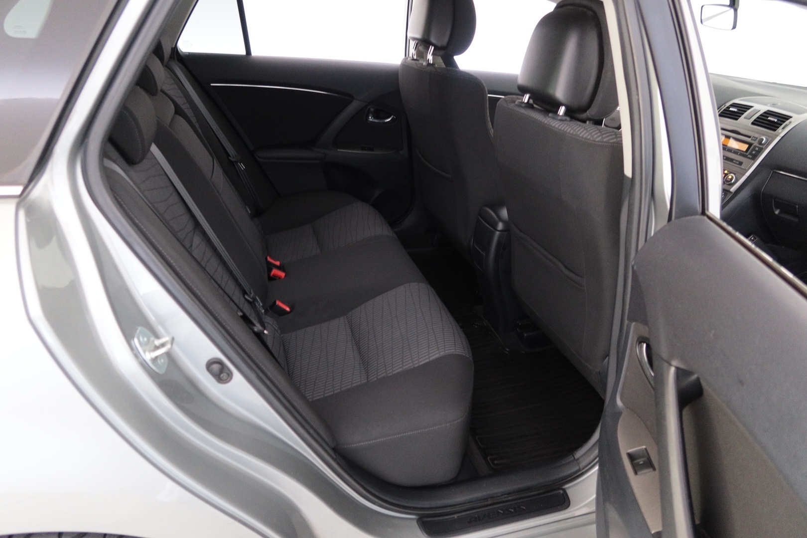 TOYOTA Avensis 2011