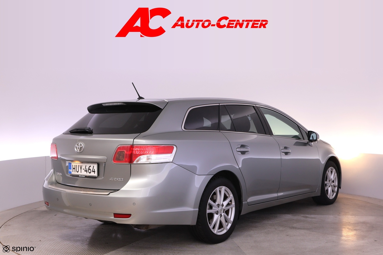 TOYOTA Avensis 2011