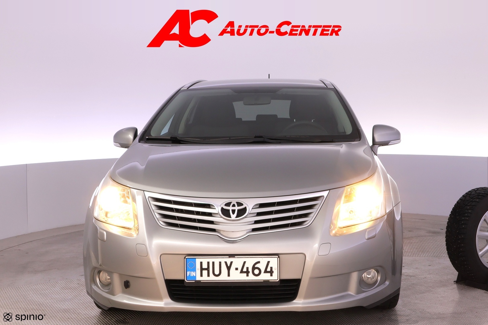 TOYOTA Avensis 2011