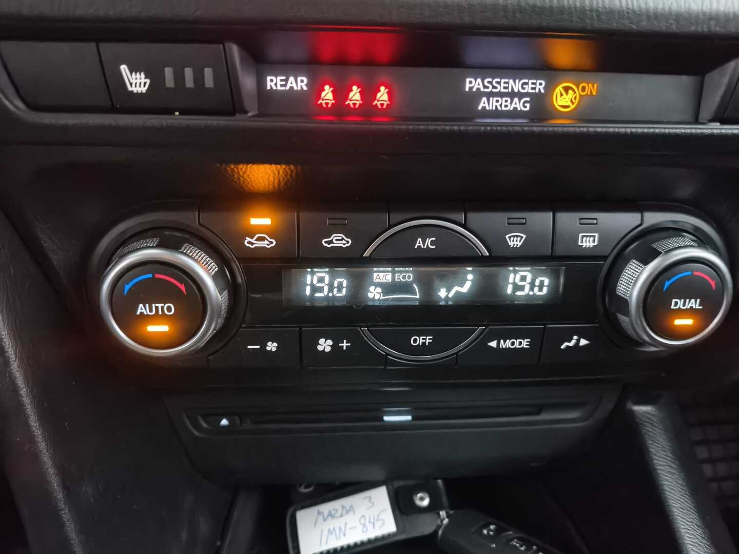 MAZDA Mazda3 2016