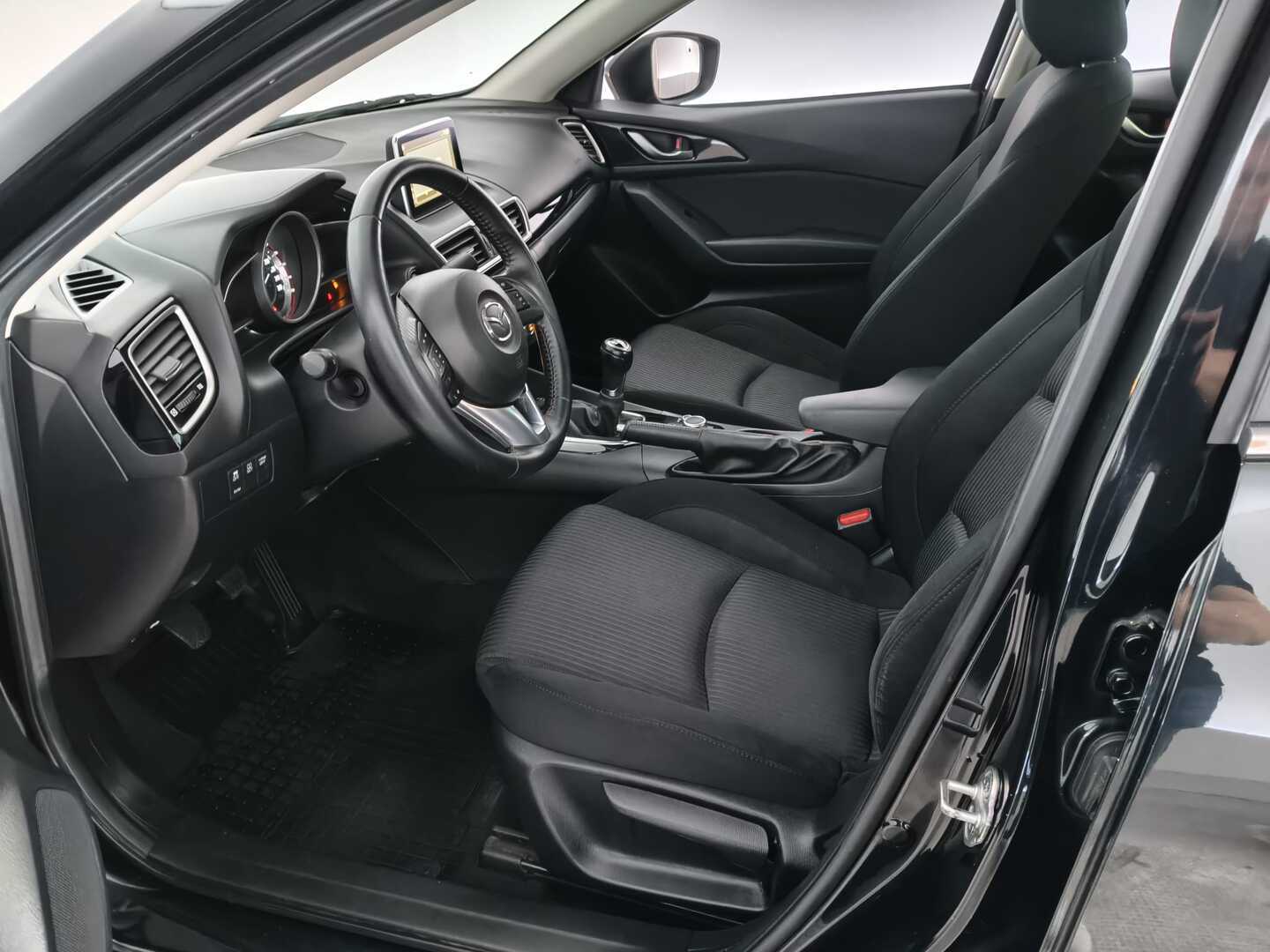 MAZDA Mazda3 2016