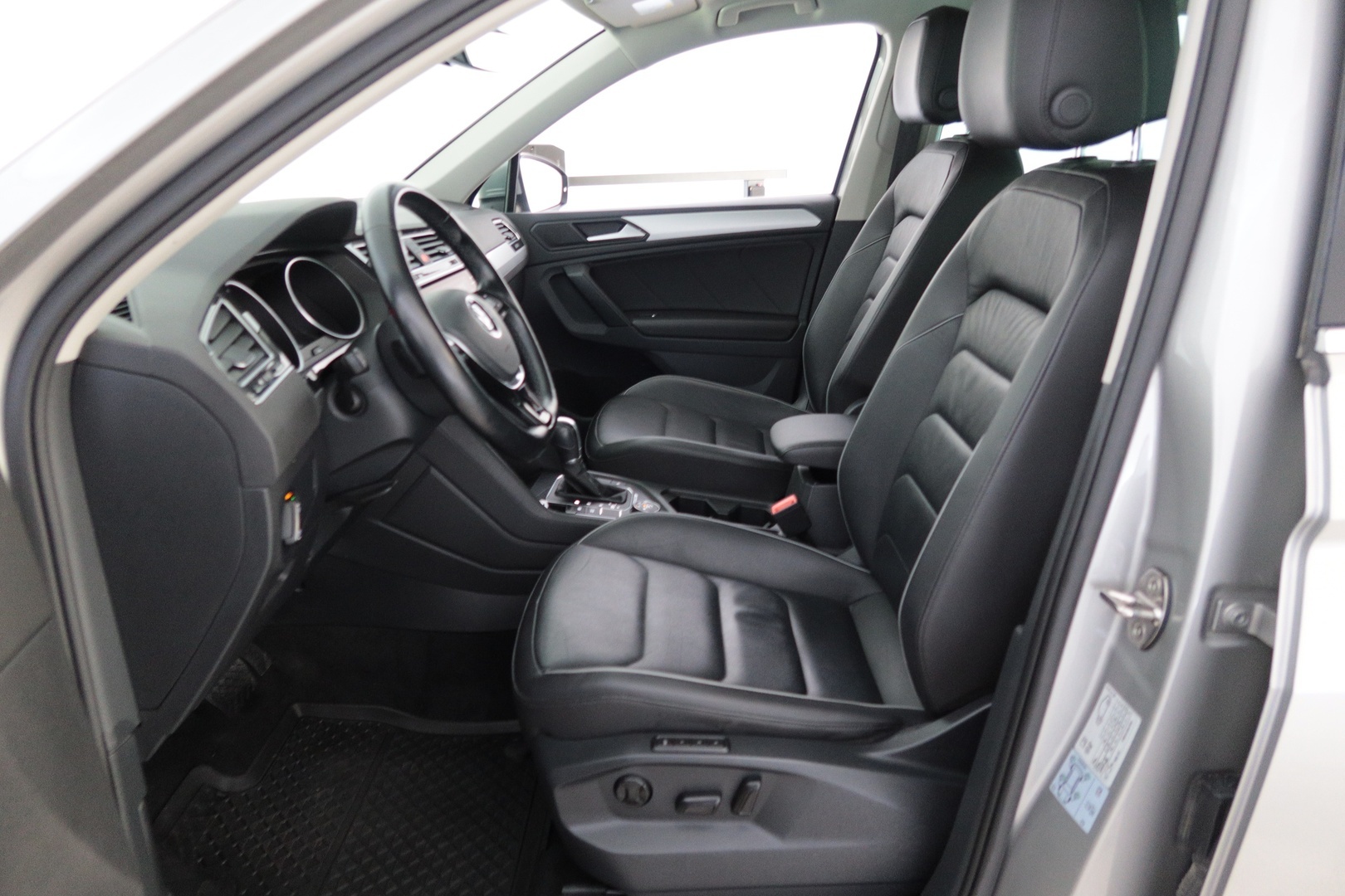 VOLKSWAGEN Tiguan 2018