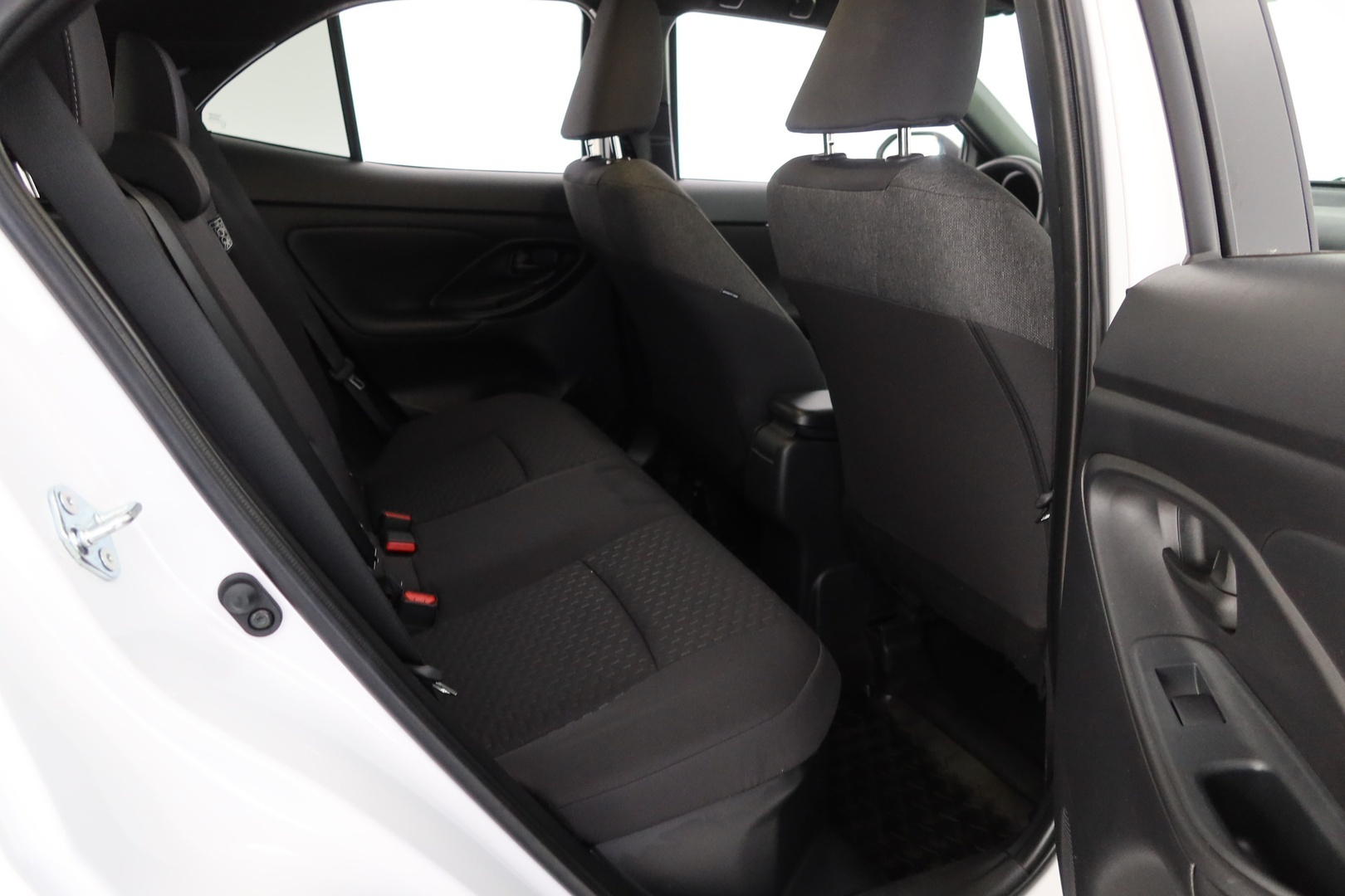 TOYOTA Yaris Cross 2025