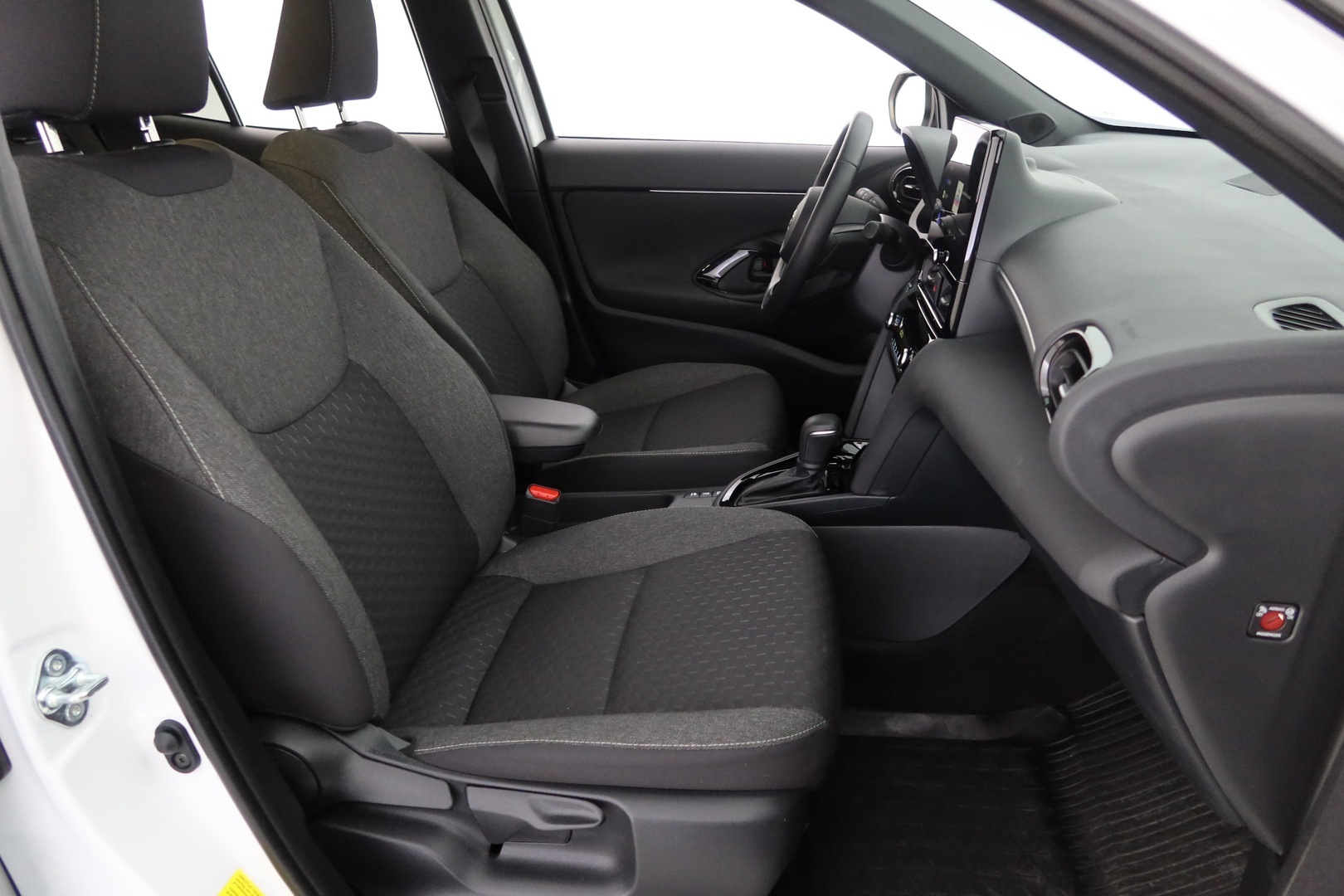 TOYOTA Yaris Cross 2025