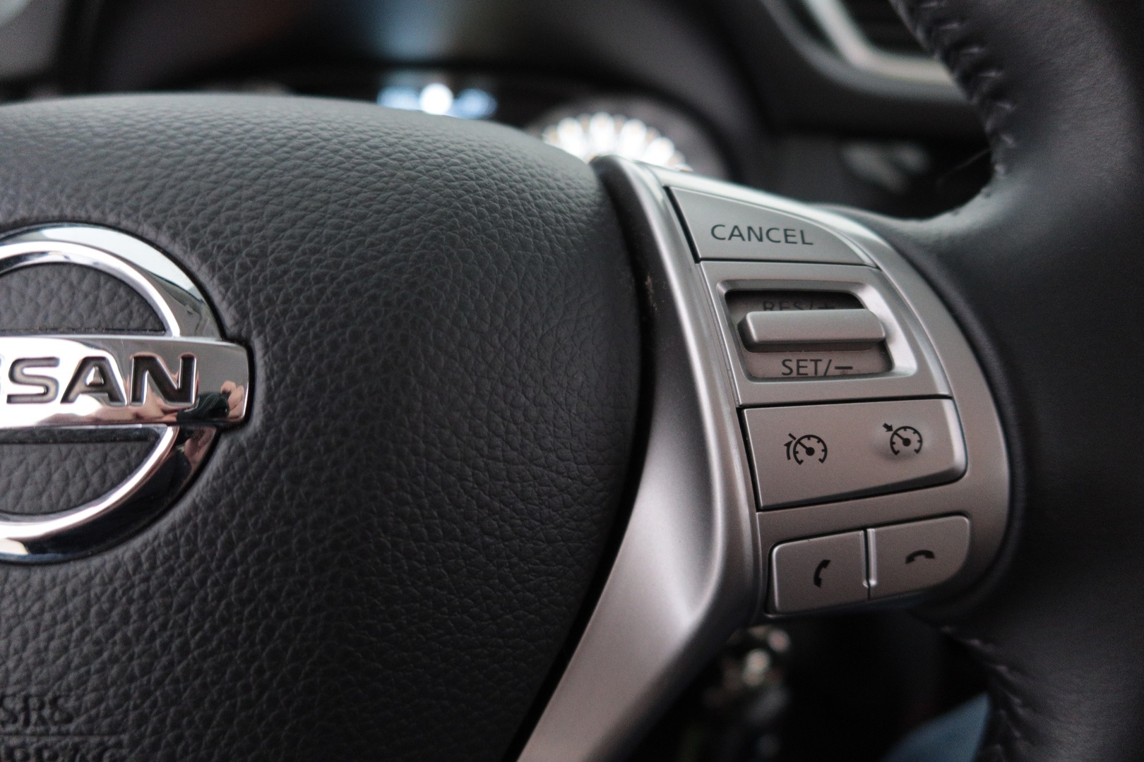 NISSAN Qashqai 2016