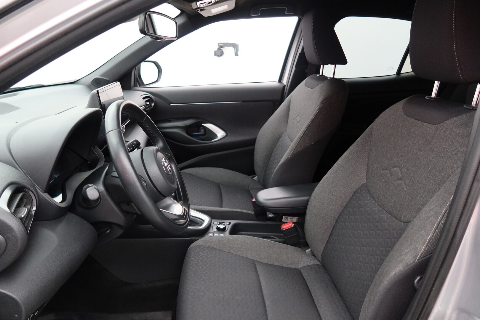 TOYOTA Yaris Cross 2023