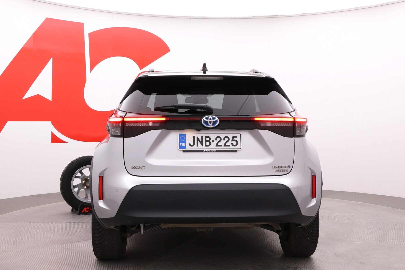 TOYOTA Yaris Cross 2023