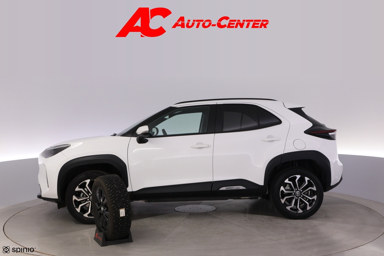 TOYOTA Yaris Cross 2025
