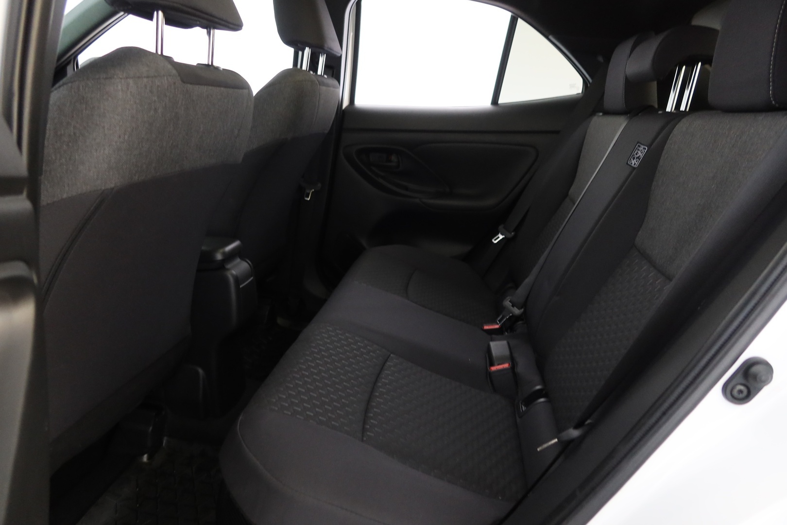 TOYOTA Yaris Cross 2025