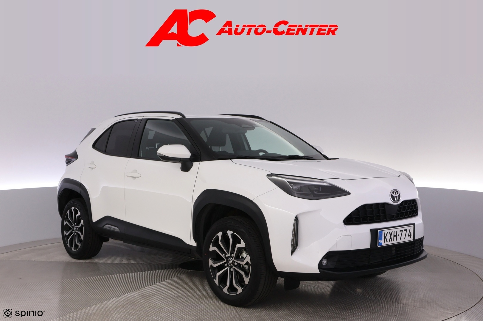 TOYOTA Yaris Cross 2025