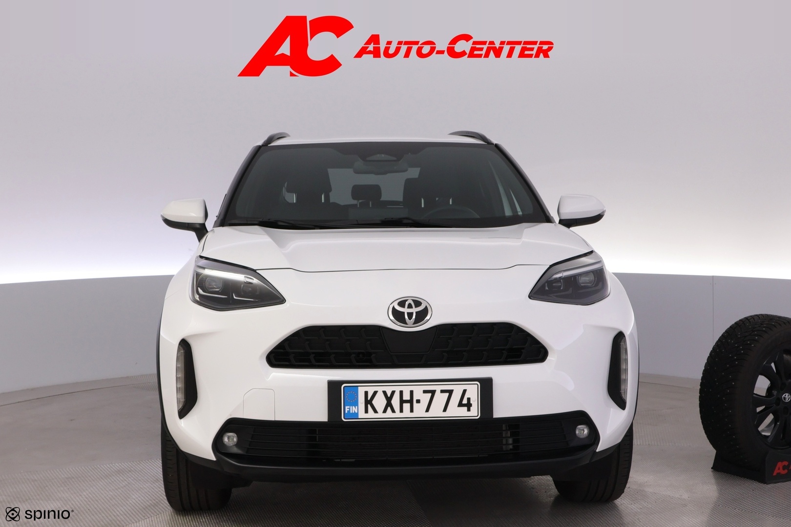 TOYOTA Yaris Cross 2025