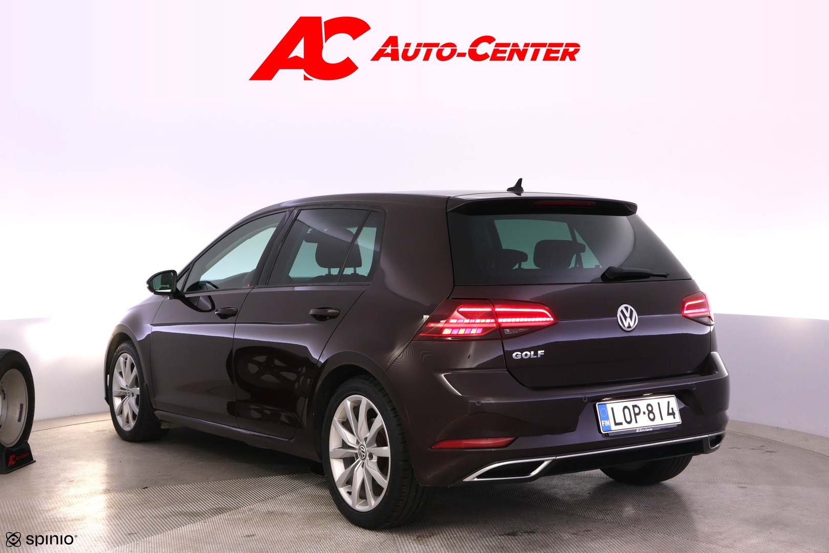 VOLKSWAGEN Golf 2018