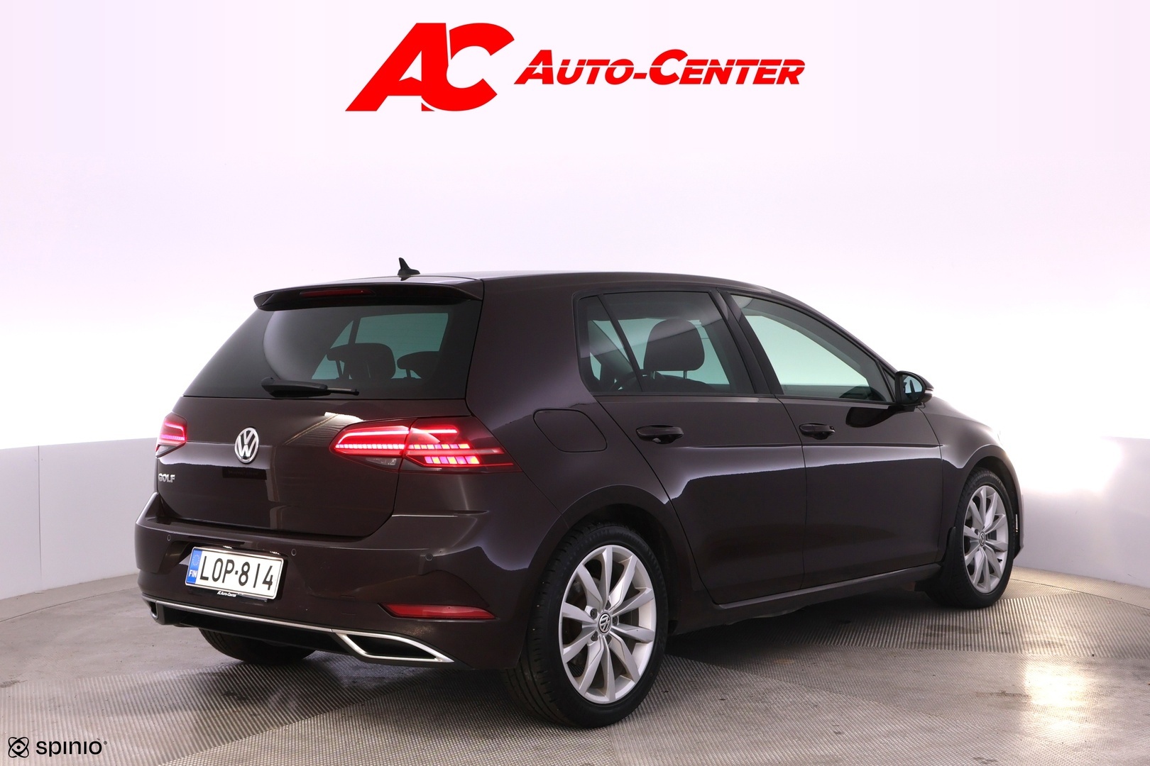 VOLKSWAGEN Golf 2018