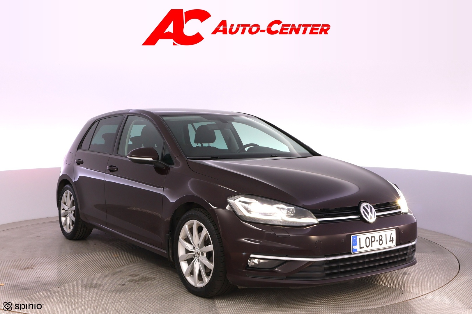 VOLKSWAGEN Golf 2018