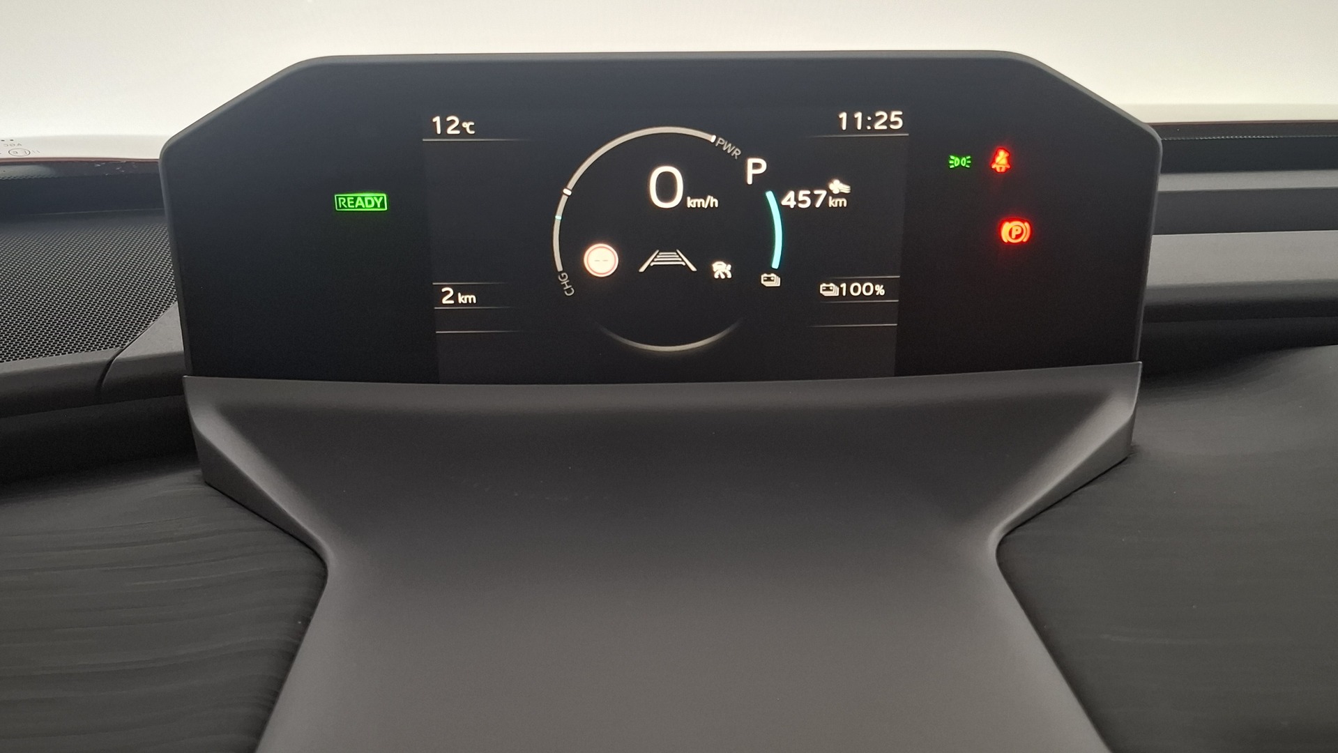 TOYOTA C-HR+ 2026