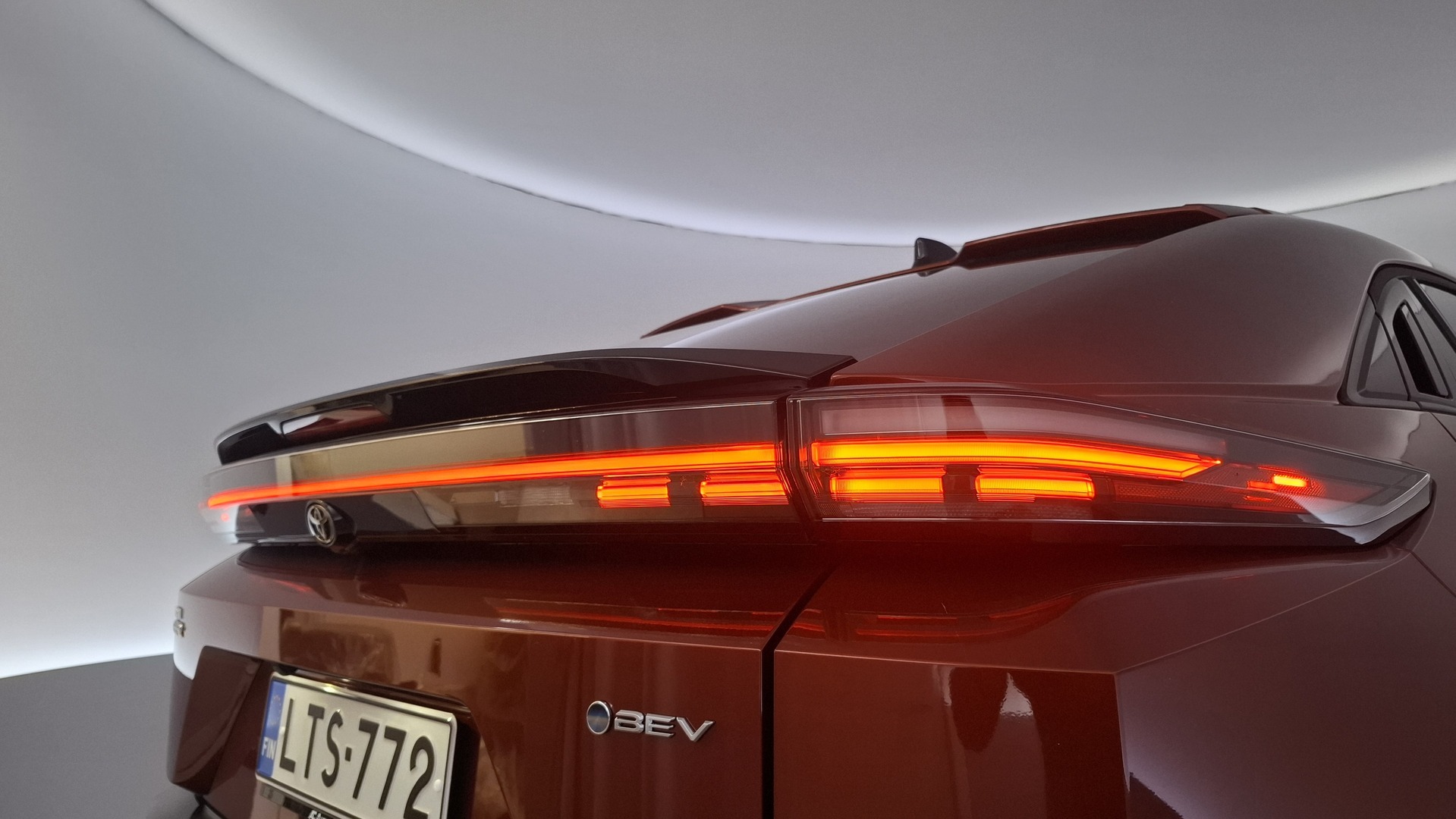 TOYOTA C-HR+ 2026