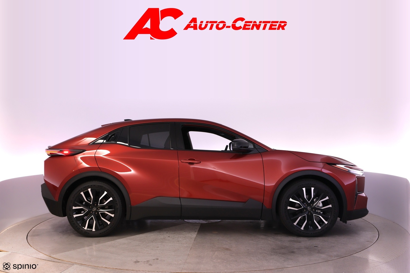 TOYOTA C-HR+ 2026