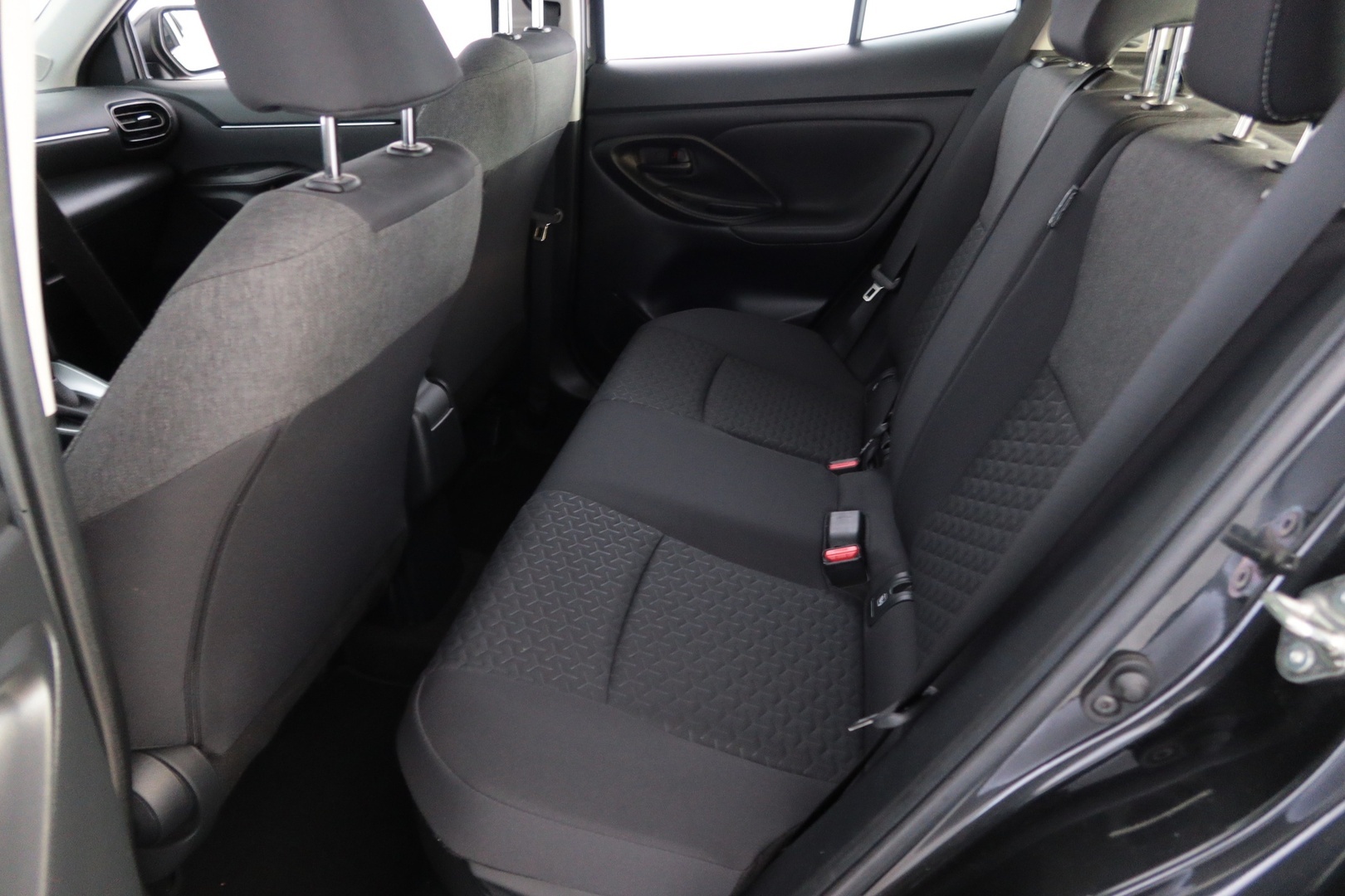 TOYOTA Yaris Cross 2024